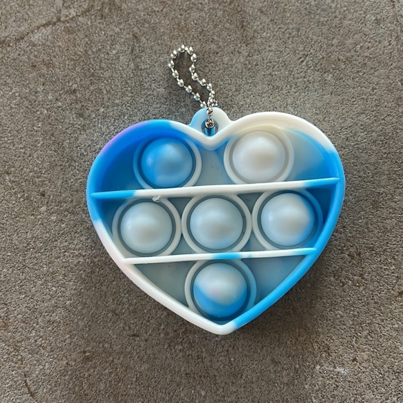 12 Assorted Pop-It Fidget Toys - Picture 11 of 13